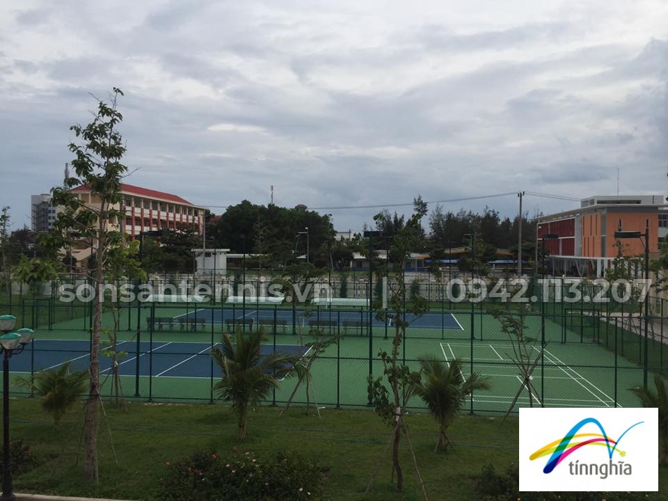 Thi công 3 sân thể thao ở tỉnh ủy Phú Yên